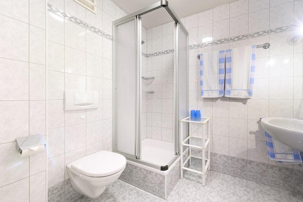 Haus Meneweger Lägenhet Flachau Exteriör bild