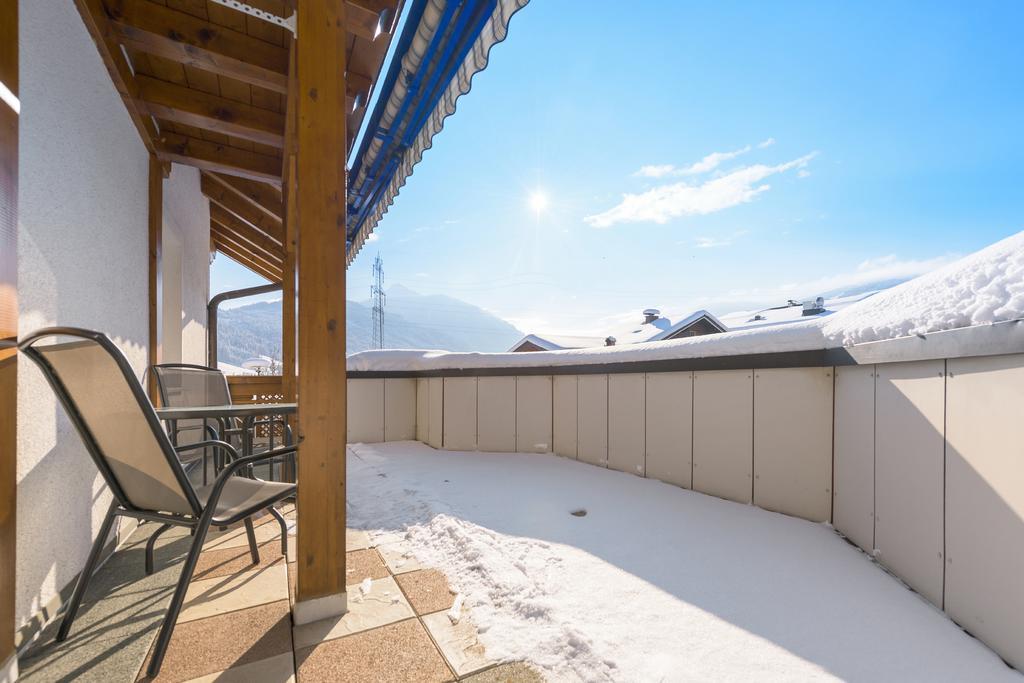 Haus Meneweger Lägenhet Flachau Exteriör bild