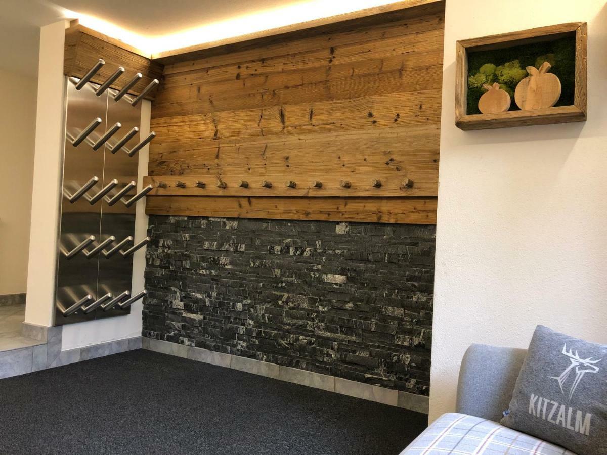 Haus Meneweger Lägenhet Flachau Exteriör bild